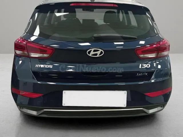 Hyundai i30 1.0 T-GDI Madrid - 9.475 km - foto 3