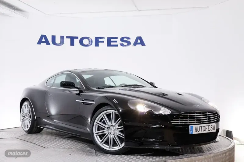 Aston Martin DBS - foto 3
