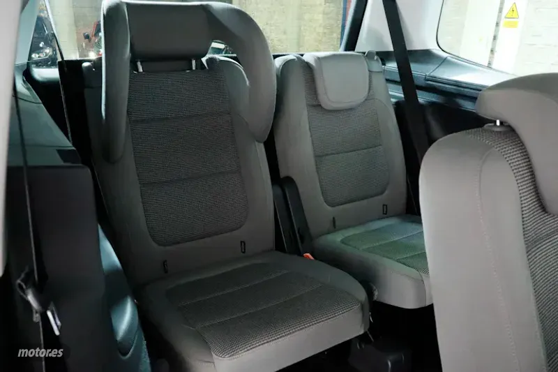 Volkswagen Sharan - foto 20