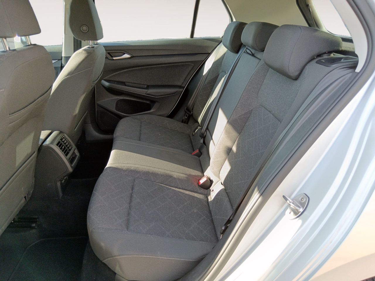 Volkswagen Golf Life - foto 10