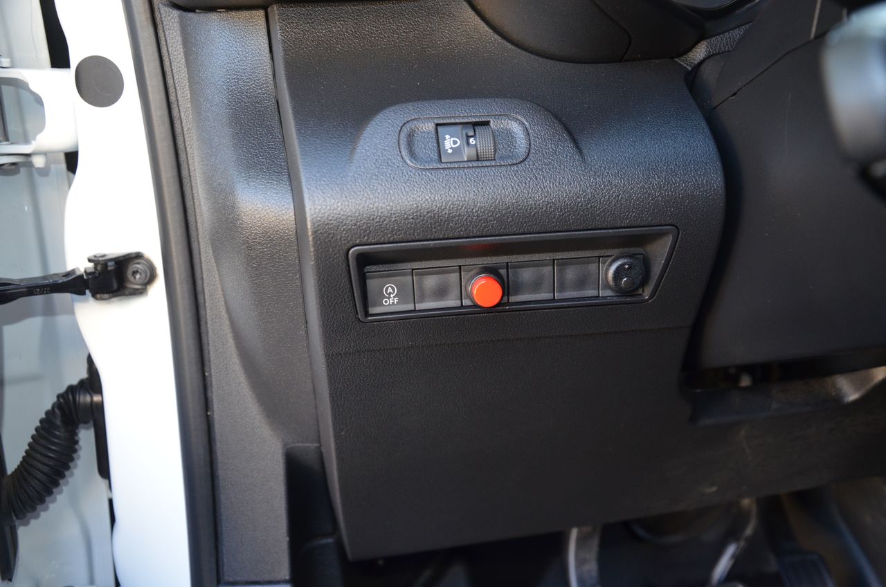 Citroën Berlingo BLUEHDI 75CV FURGÓN  ( ESTANTERÍAS MUEBLE D - foto 4