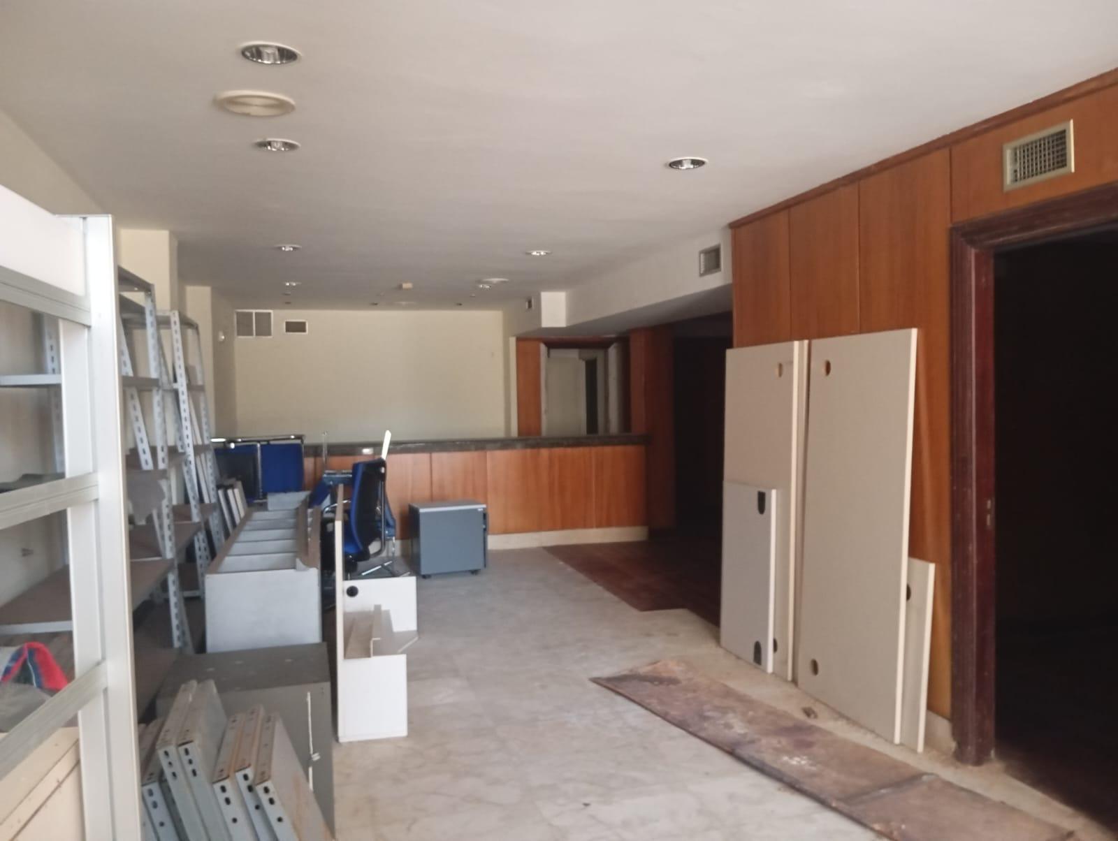 LOCAL COMERCIAL EN VENTA EN CASCO HISTORIO DE BAIONA - foto 11