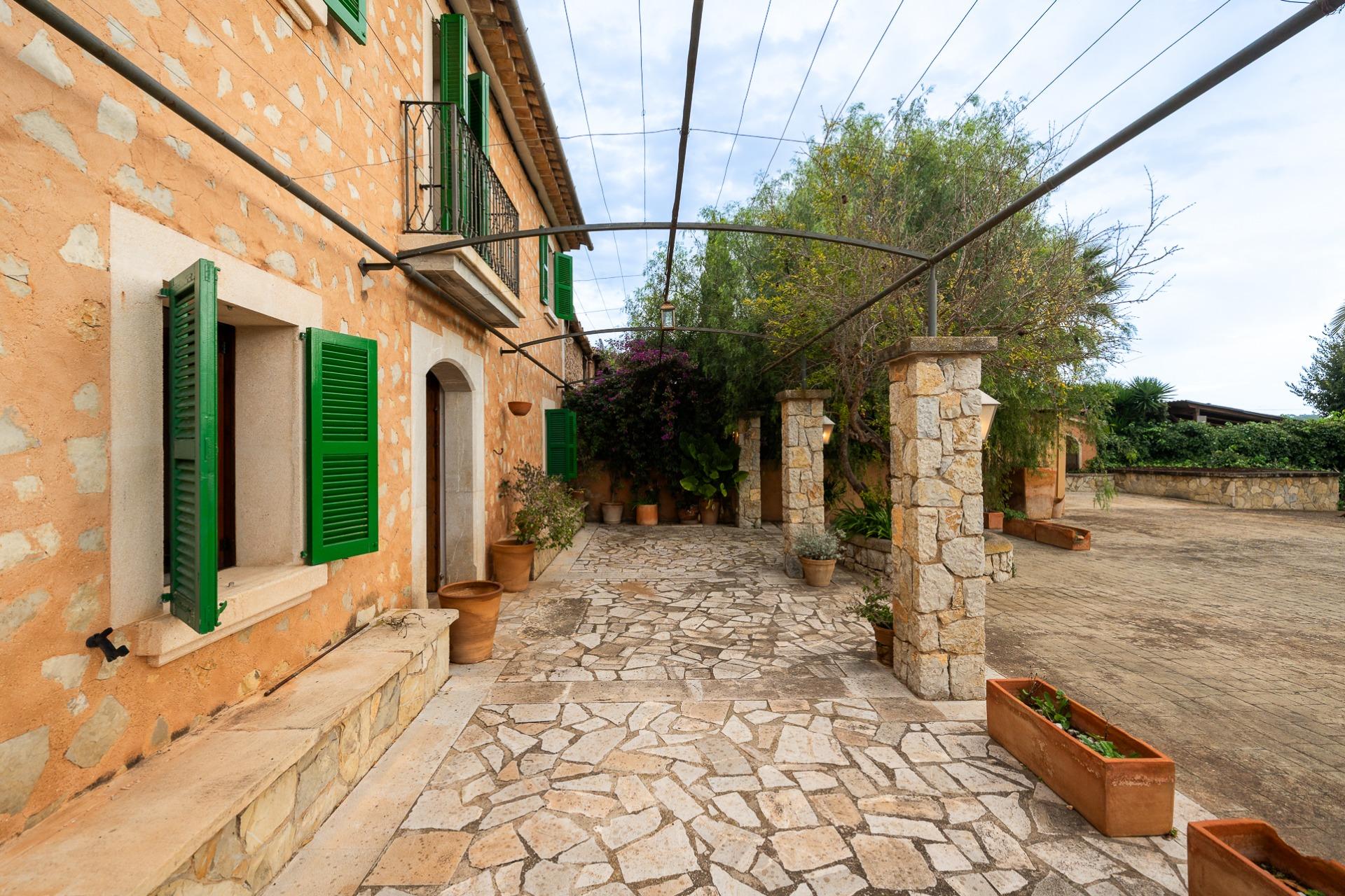 Tradición y confort en el corazón de Mallorca: casa con jard - foto 38