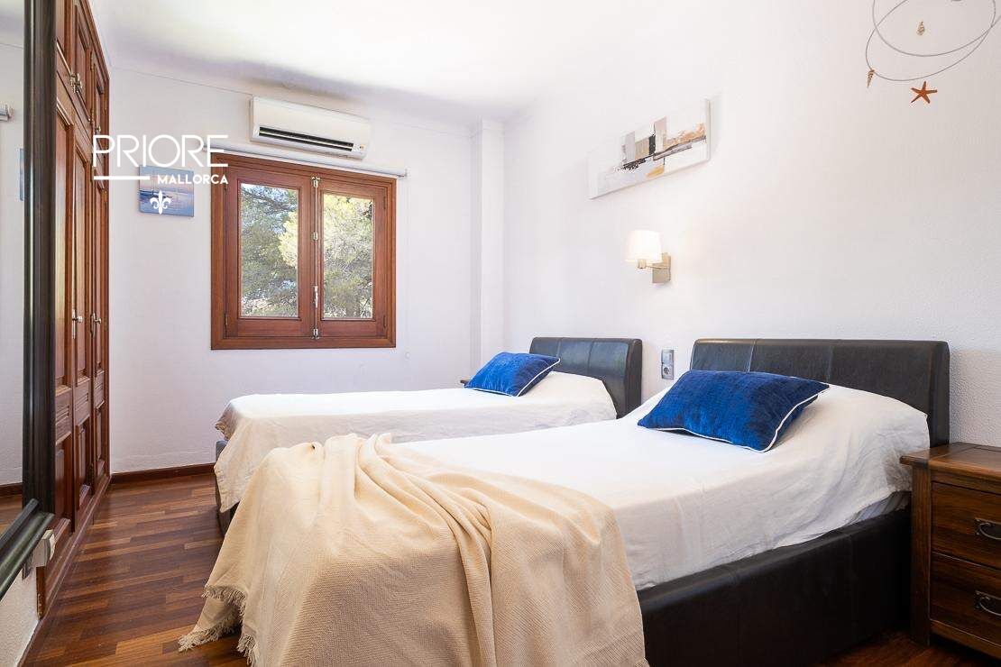 Chalet con piscina privada  a Pasos del Mar - foto 15