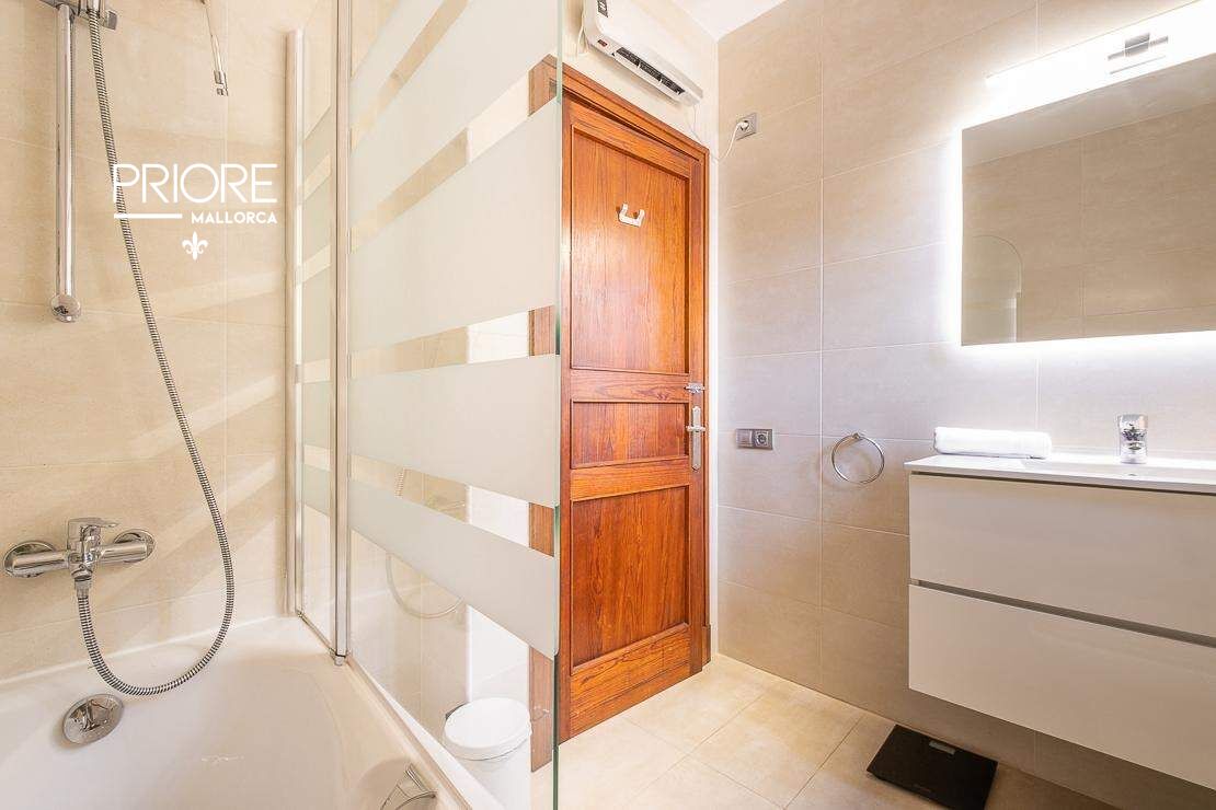 Chalet con piscina privada  a Pasos del Mar - foto 20