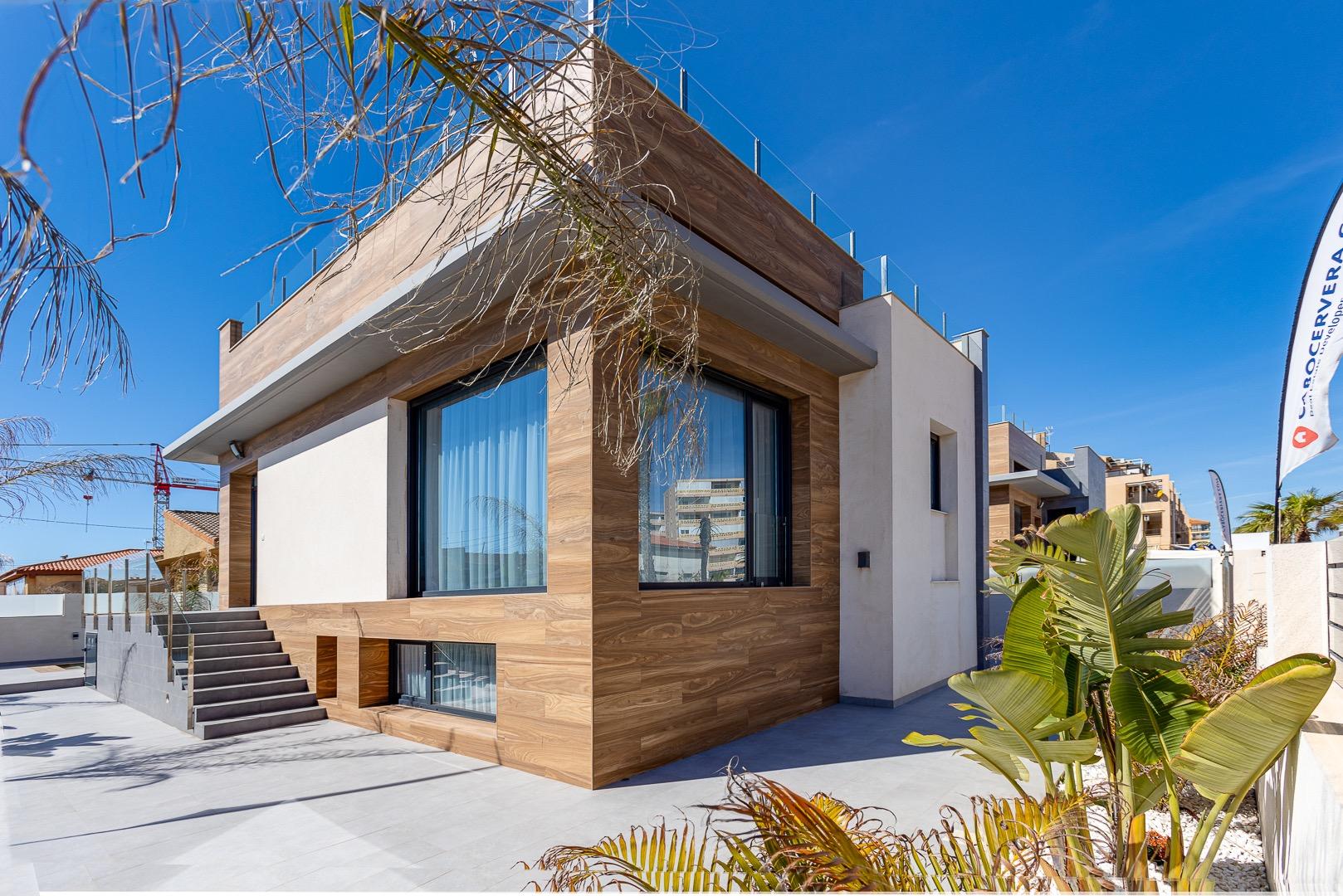 VILLA CON VISTAS AL MAR EN TORREVIEJA ( LA MATA ) - foto 4