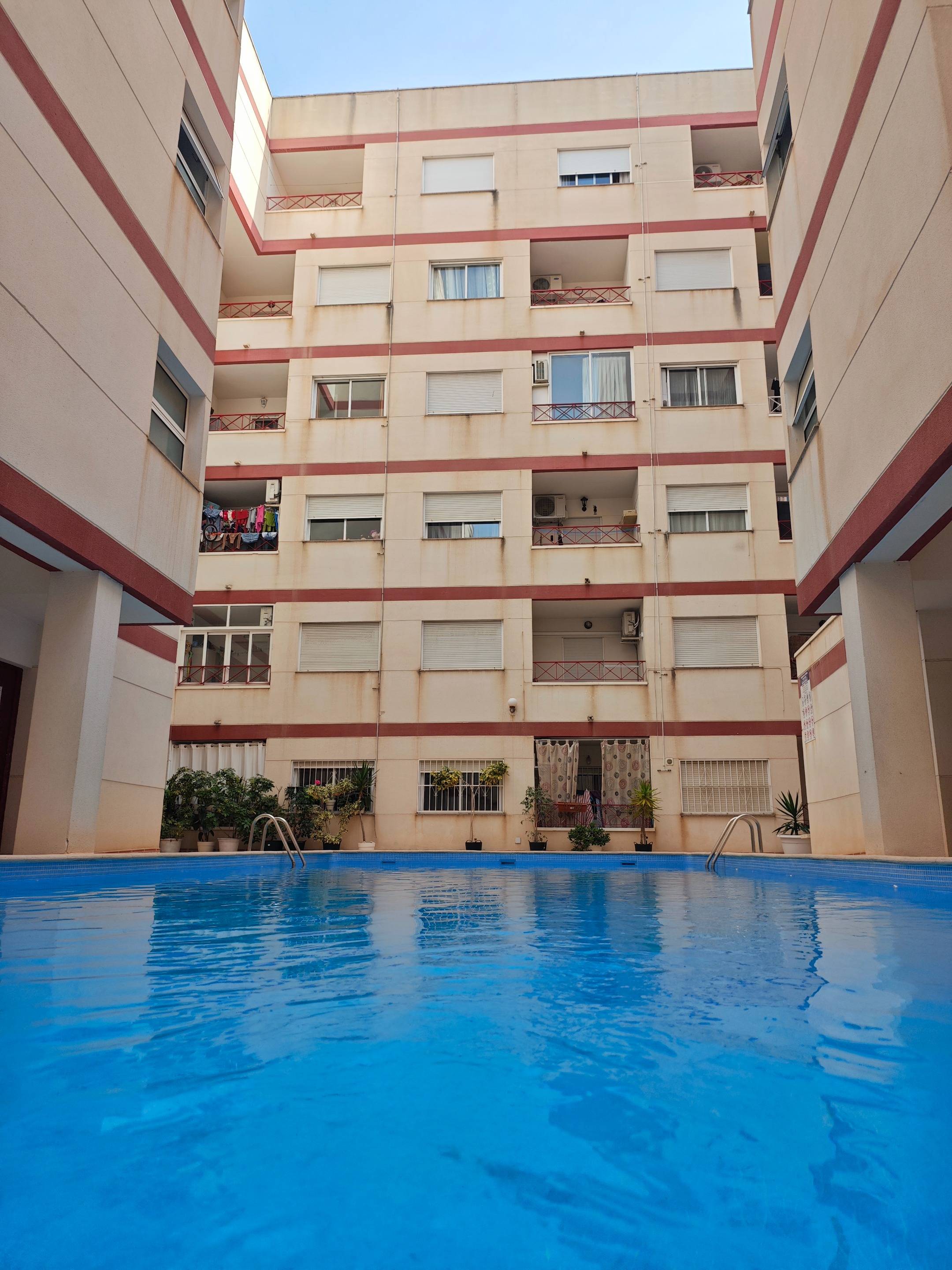 APARTAMENTO DE 2 DORMITORIOS 1 BAÑO EN TORREVIEJA - foto 23