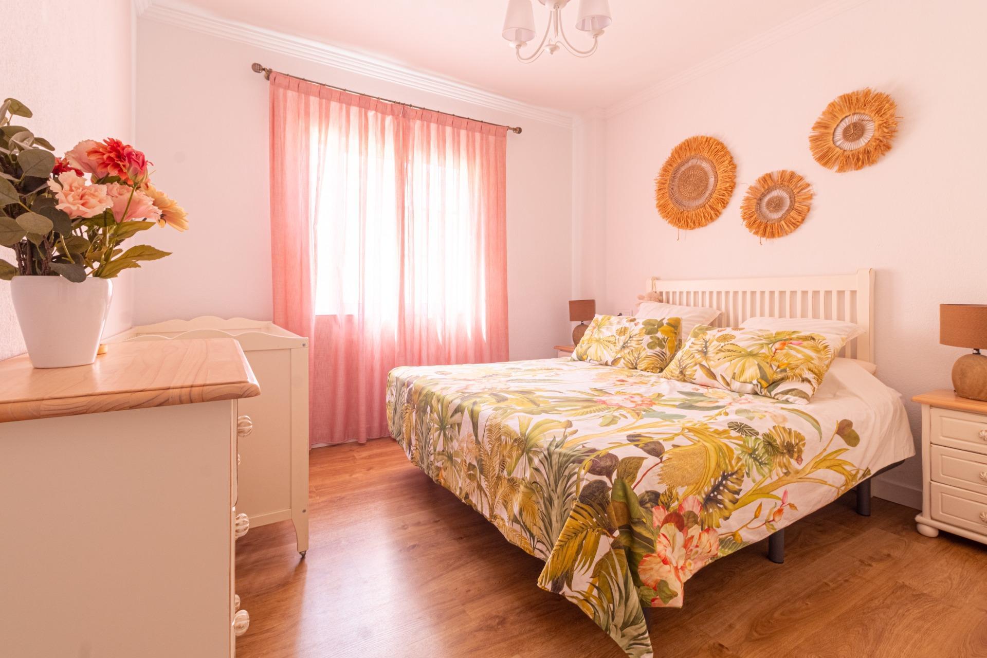 Apartamento de 3 dormitorios 2 baños en Torrevieja ¡Tu refug - foto 12
