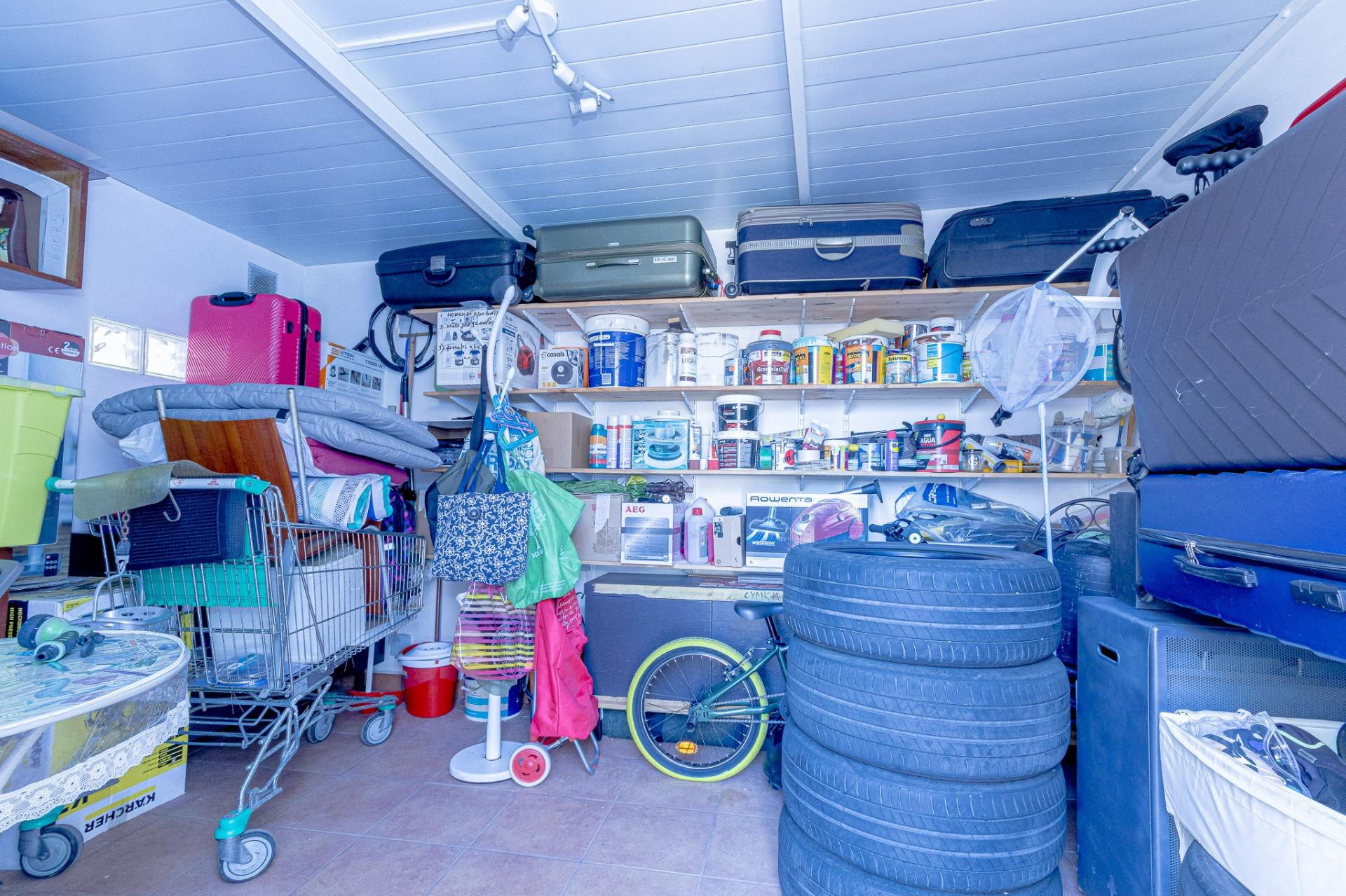 Impresionante chalet en Los Balcones de 6 dormitorios, 4 bañ - foto 38