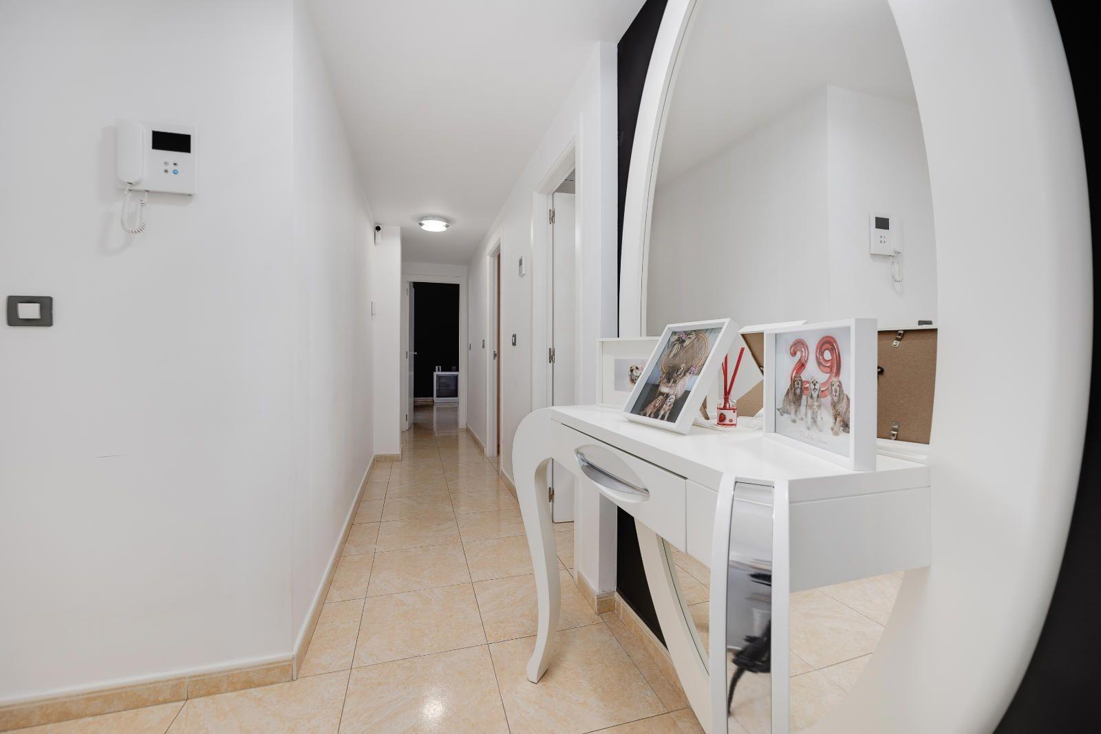 APARTAMENTO DE 3 DORMITORIOS 2 BAÑOS EN TORREVIEJA - foto 3