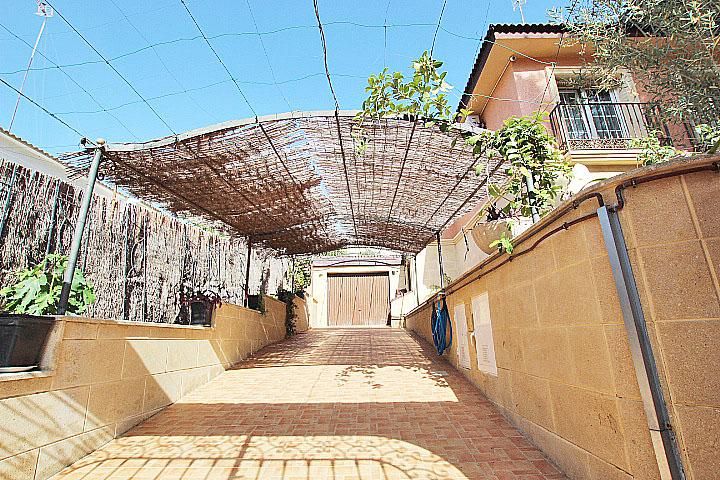 Chalet Independiente en Los Balcones: Espacio, Privacidad y  - foto 3