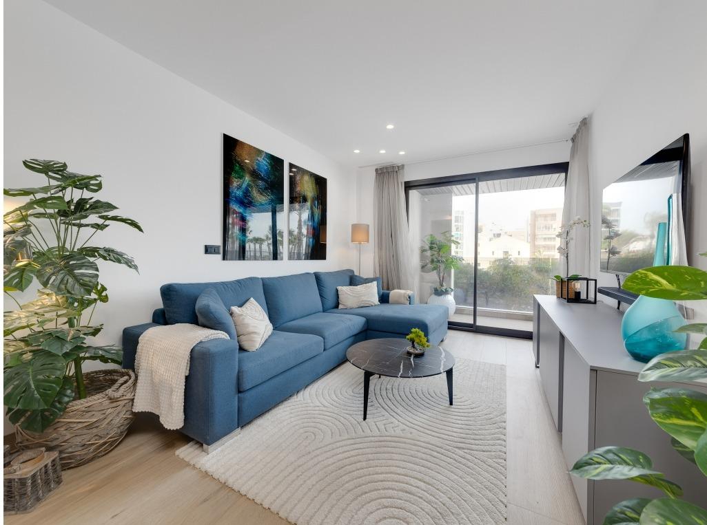 APARTAMENTO DE LUJO DE 3 DORMITORIOS 3 BAÑOS EN PRIMERA LINEA DEL MAR EN LA MATA (TORREVIEJA)