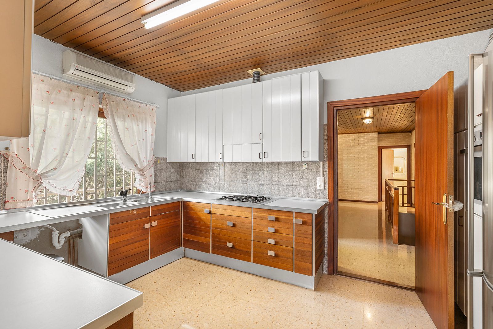 VILLA DE 5 DORMITORIOS Y 3 BAÑOS EN ORIHUELA COSTA (LAS FILI - foto 19