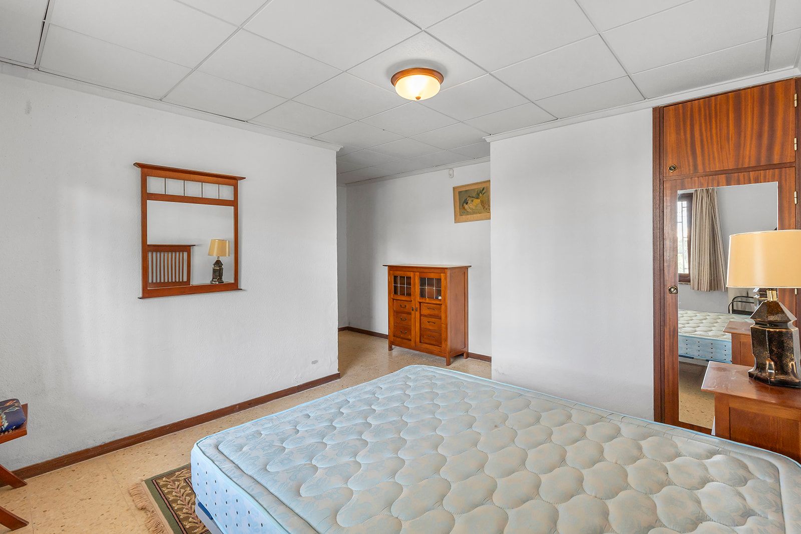 VILLA DE 5 DORMITORIOS Y 3 BAÑOS EN ORIHUELA COSTA (LAS FILI - foto 38