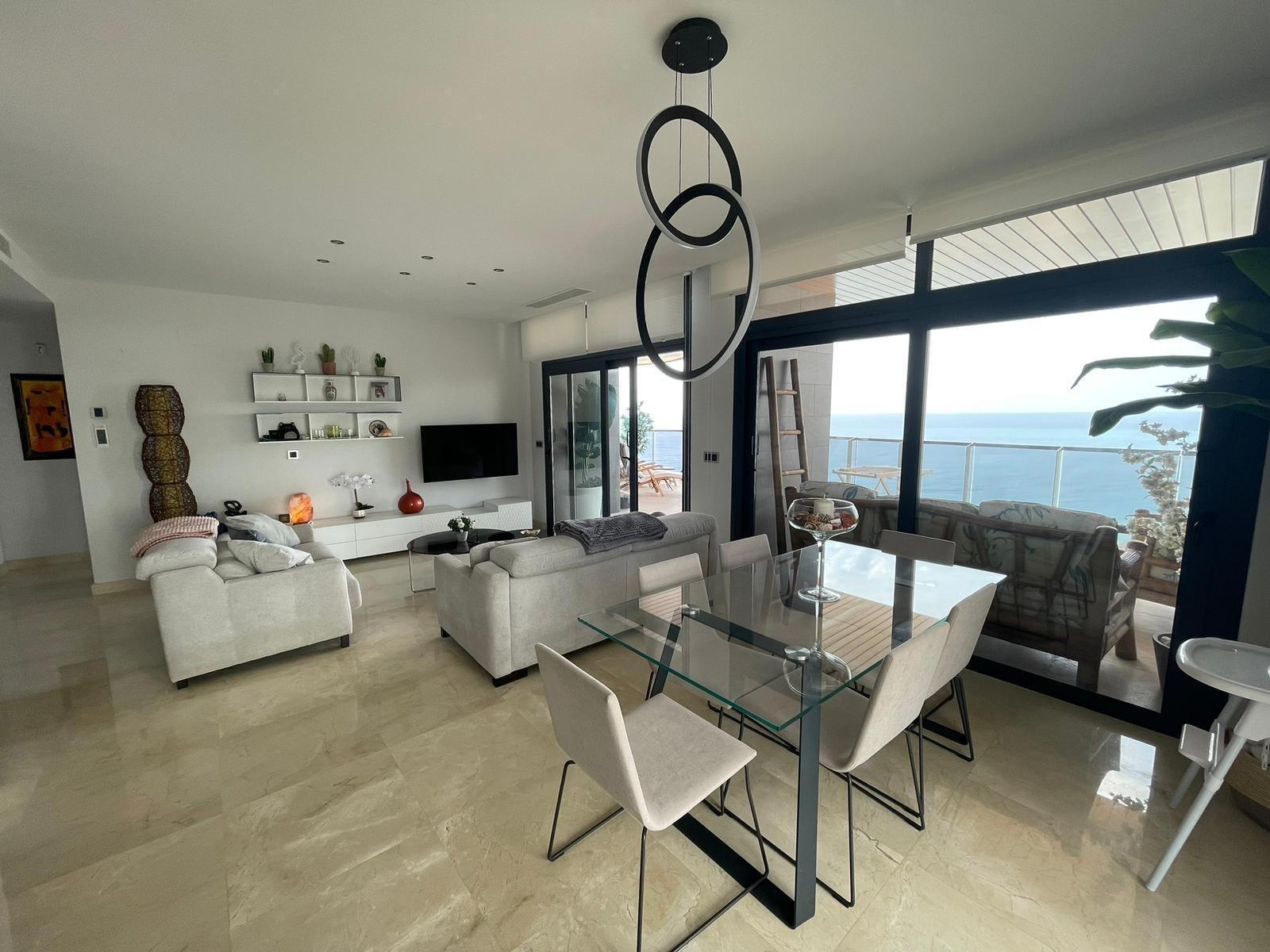 ESPECTACULAR VIVIENDA DE LUJO EN UNA SOLA PLANTA CON VISTAS  - foto 13