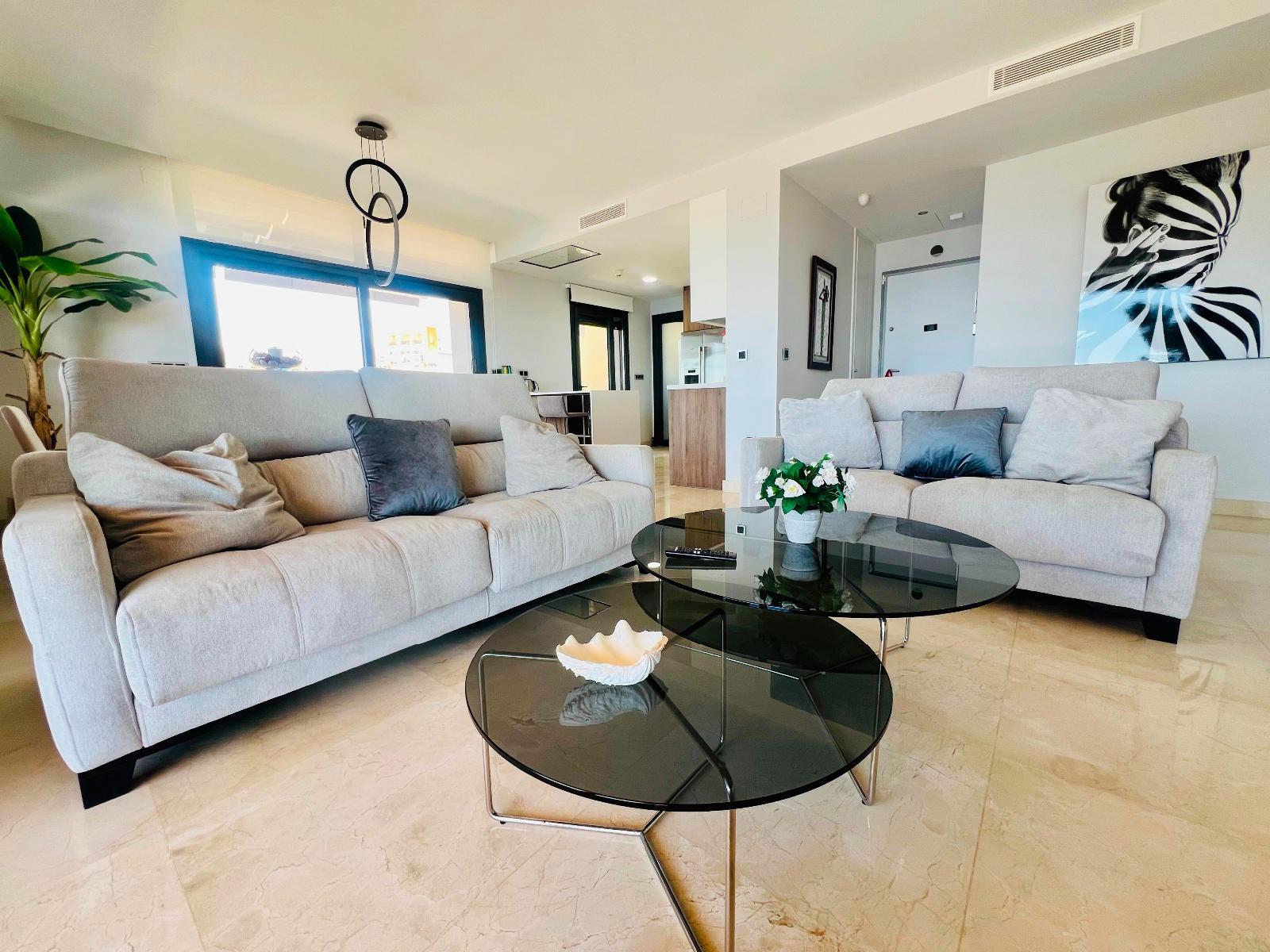 ESPECTACULAR VIVIENDA DE LUJO EN UNA SOLA PLANTA CON VISTAS  - foto 24