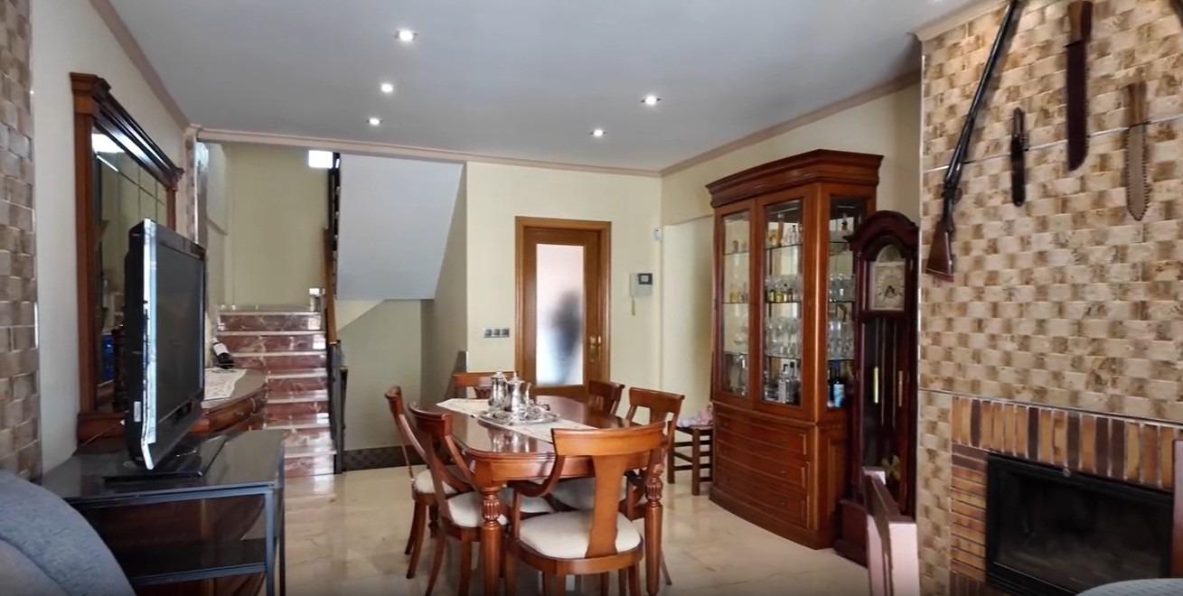 Casa independiente en venta en el pueblo de La Nucia con 4 d - foto 6