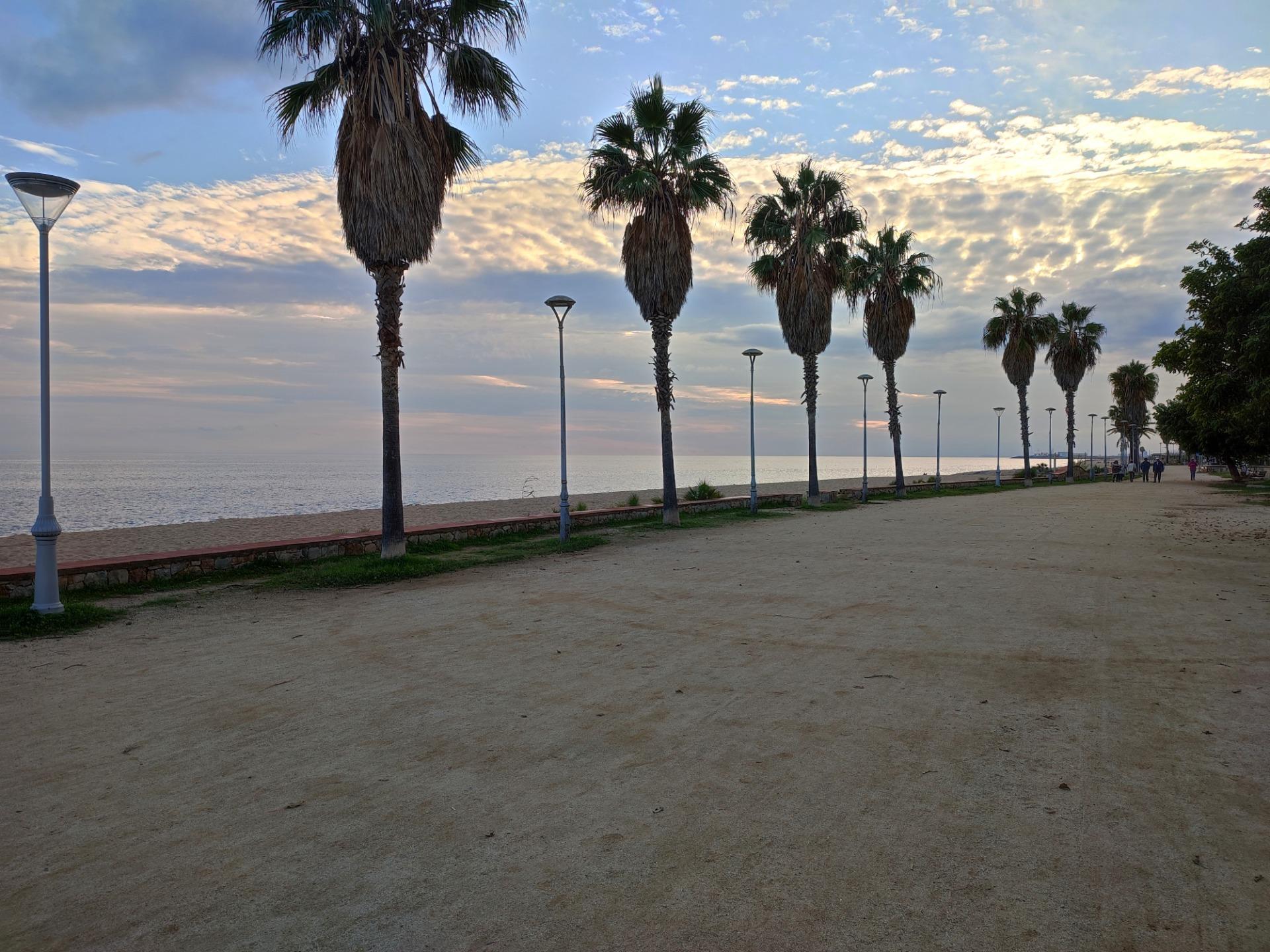 Se vende finca con doze apartamentos a 80 metros de la playa - foto 5