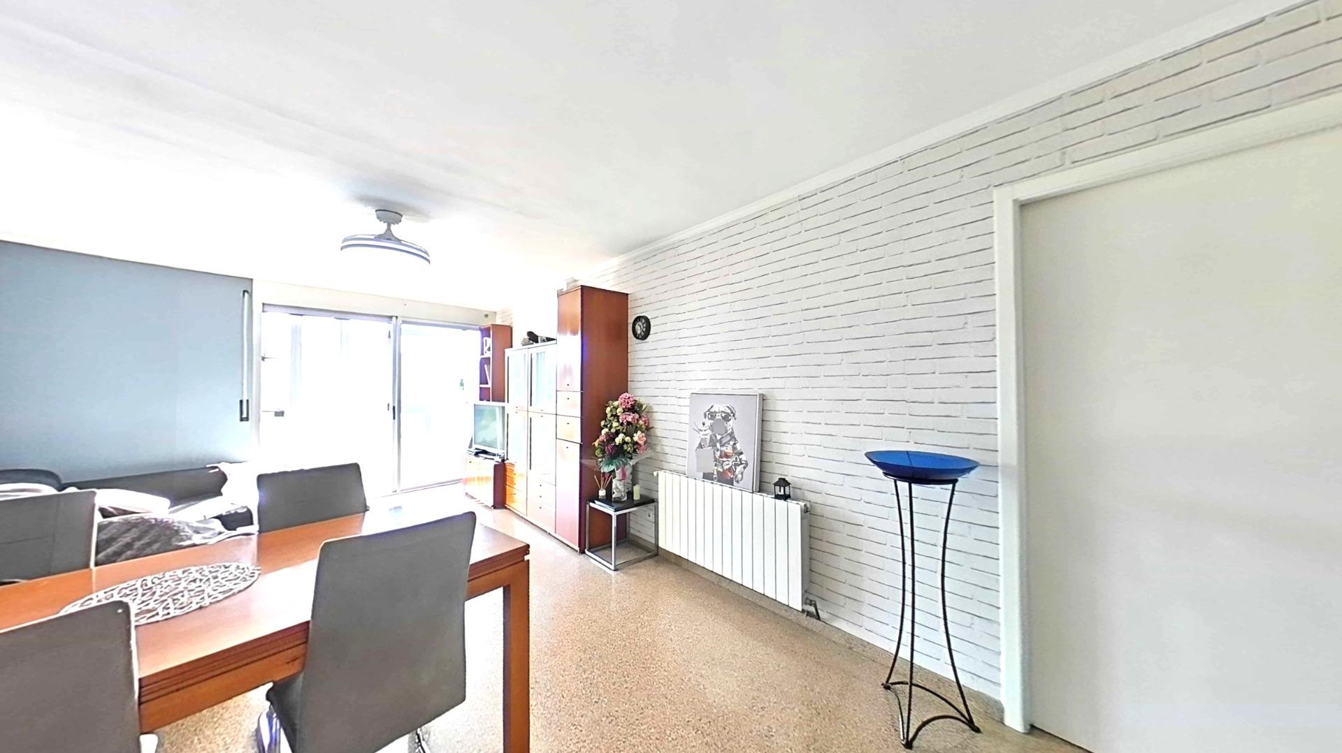 Pis en venda a la zona de Tres Torres, en finca amb ascensor - foto 8