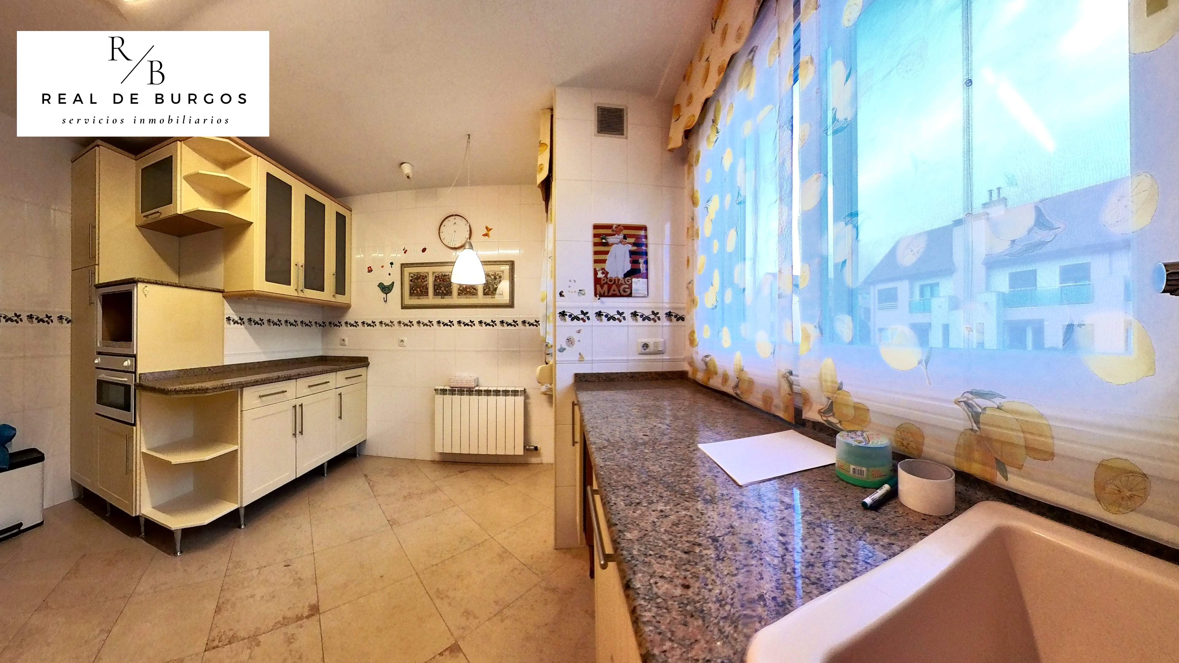 Venta de chalet adosado en Parque Alameda - foto 17