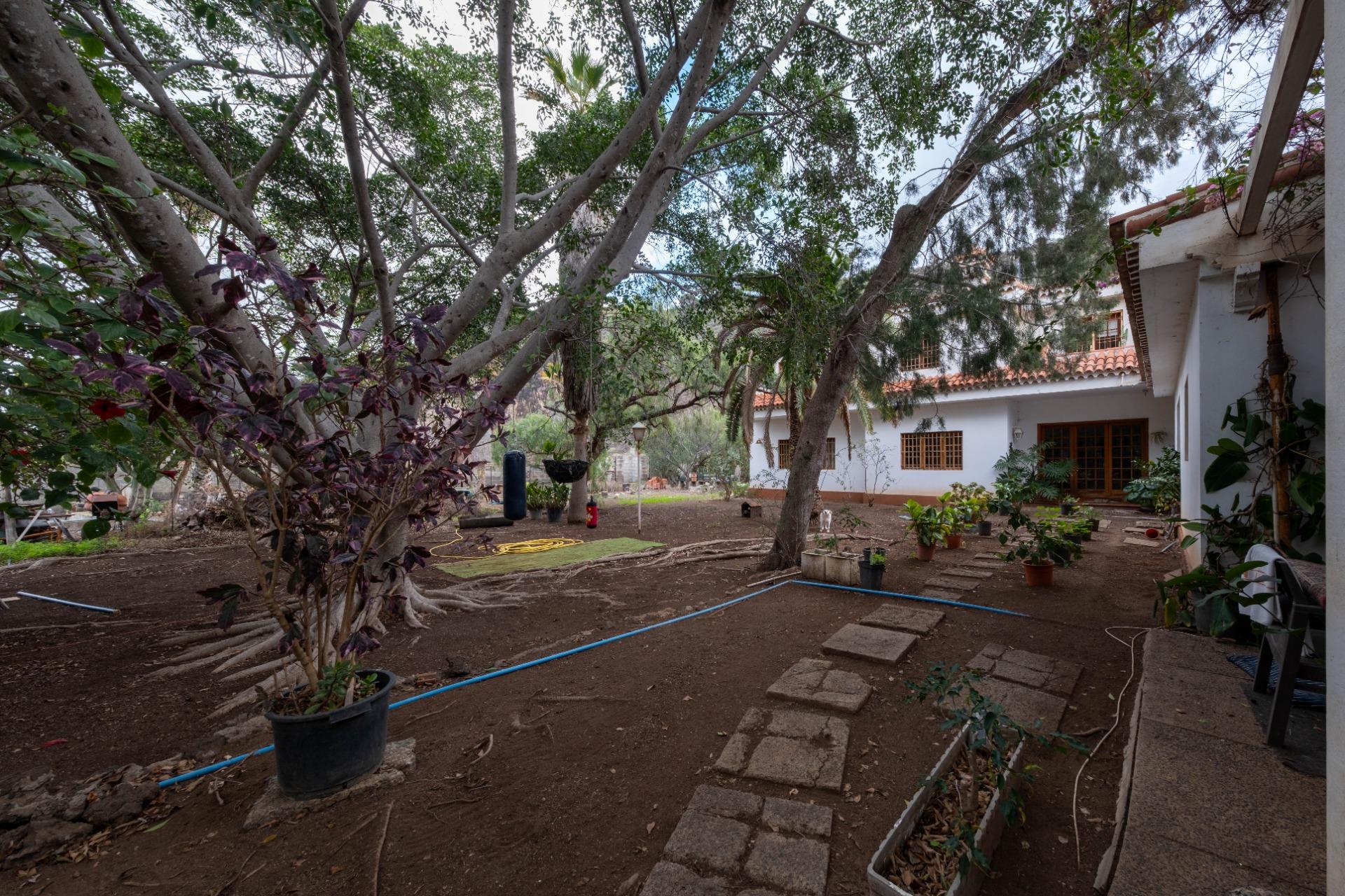 CHALET UNIFAMILIAR CON TERRENO EN  MAIPEZ GUINIGUADA - foto 47