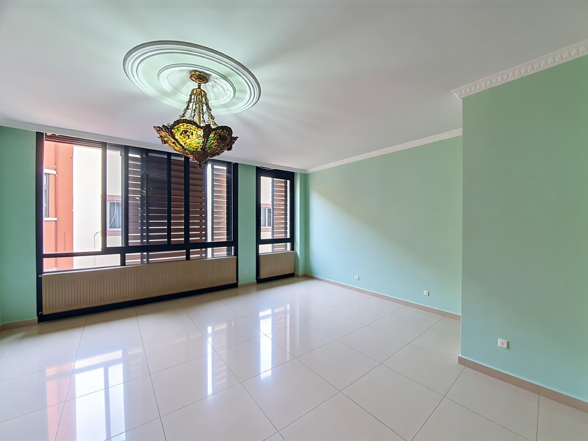 Piso en venta en Guanarteme, a pasos de Las Canteras y Mesa y López