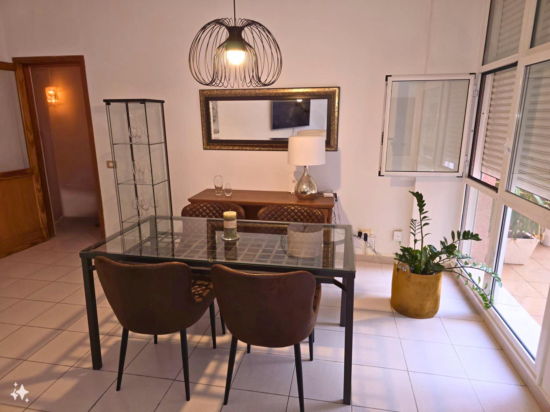 PISO CON AMPLIA TERRAZA EN LAS CANTERAS - foto 5