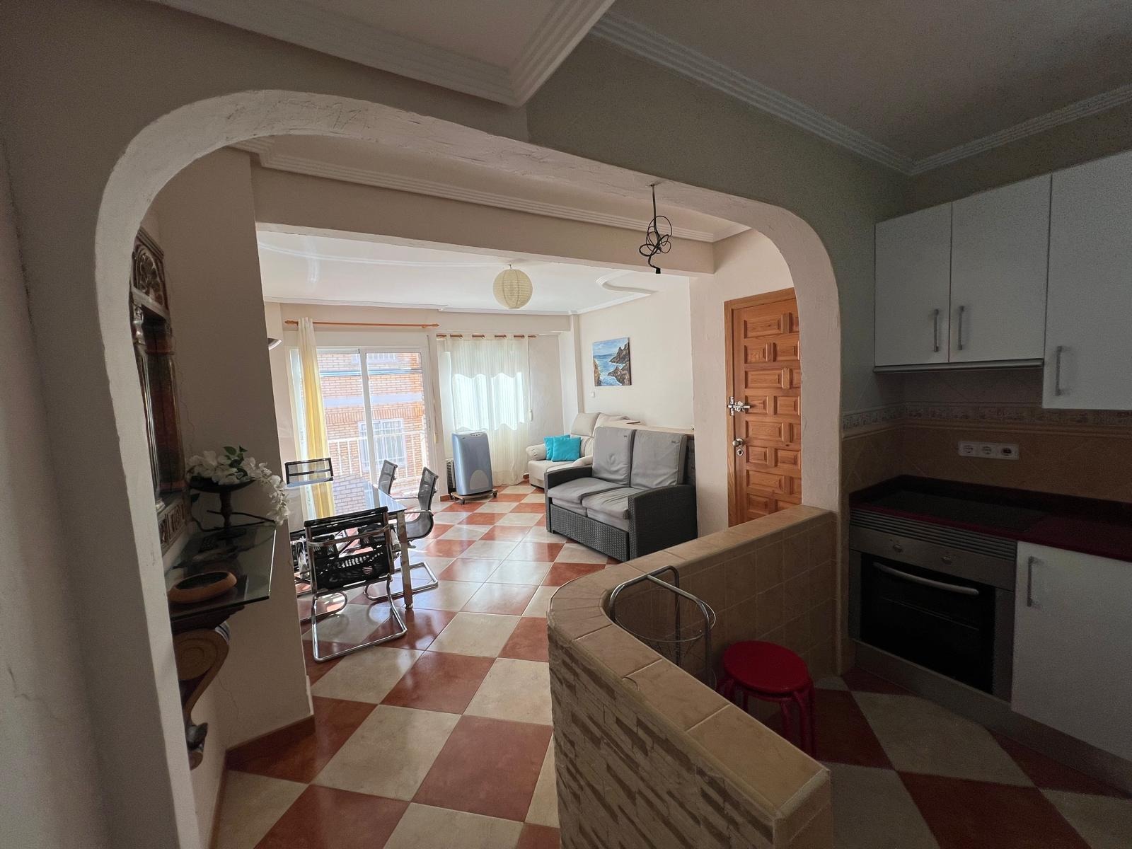 APARTAMENTOS A POCOS METROS DE LA PLAYA