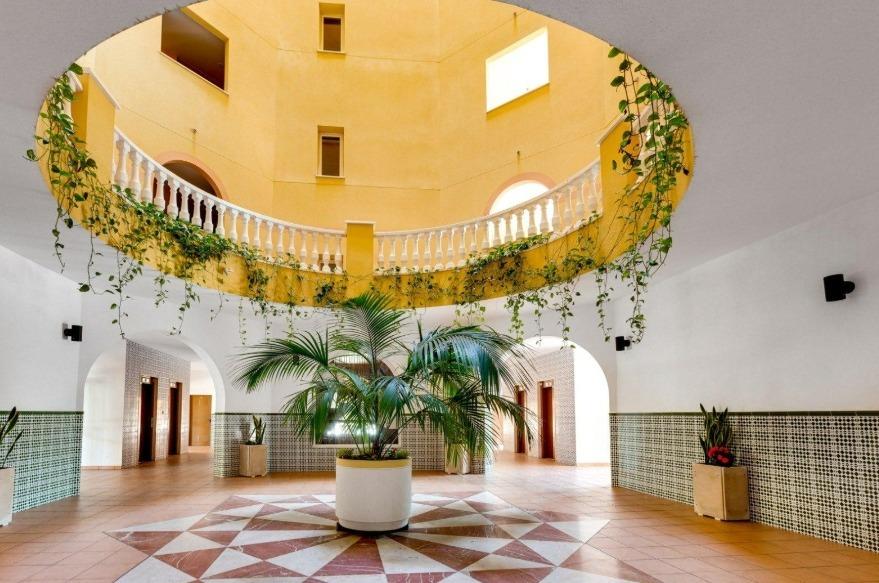 APARTAMENTO DE 2 DORMITORIOS Y 2 BAÑOS CON VISTAS AL MAR EN  - foto 16