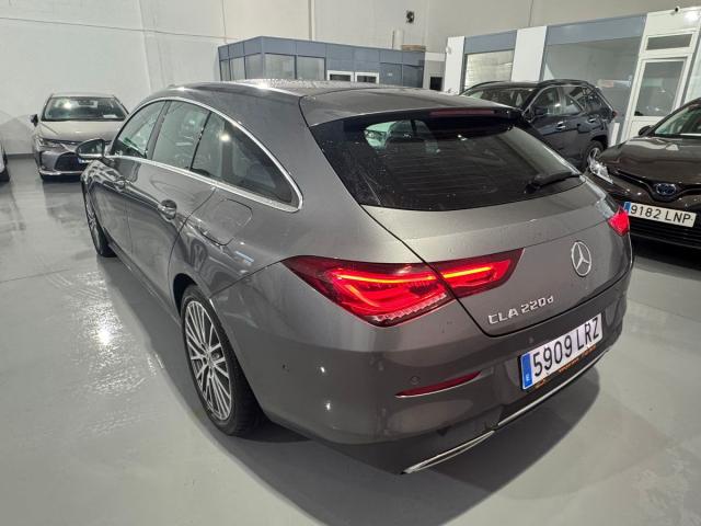 MERCEDES - Clase CLA - CLA 220 D DCT Shooting Brake - foto 7