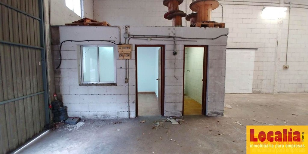 Nave con oficina en alquiler en Nueva Montaña - foto 3