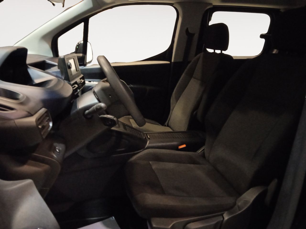 Peugeot Rifter Allure - foto 8