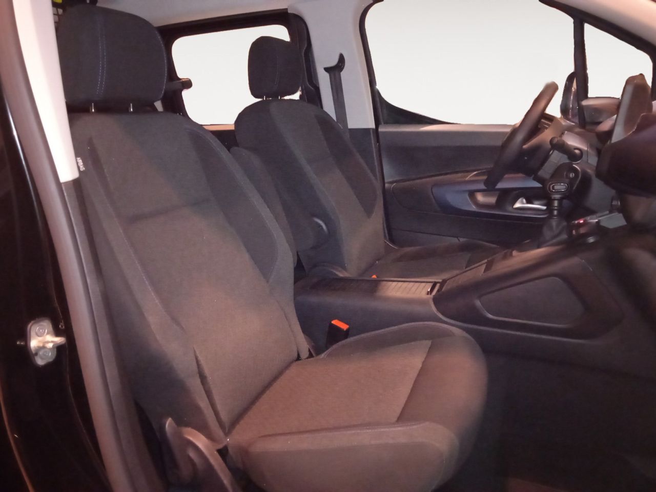 Peugeot Rifter Allure - foto 10