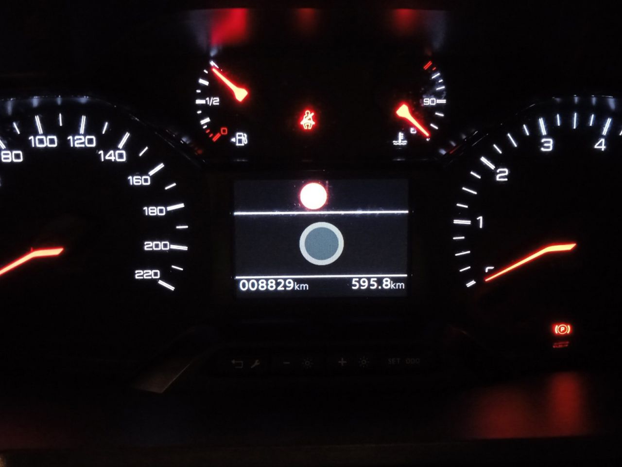 Peugeot Rifter Allure - foto 13