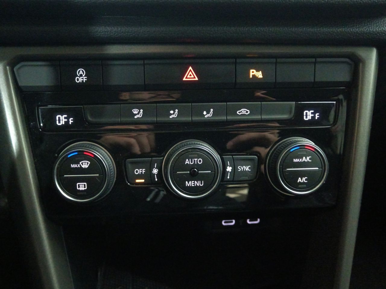 Volkswagen T-Roc Advance - foto 20