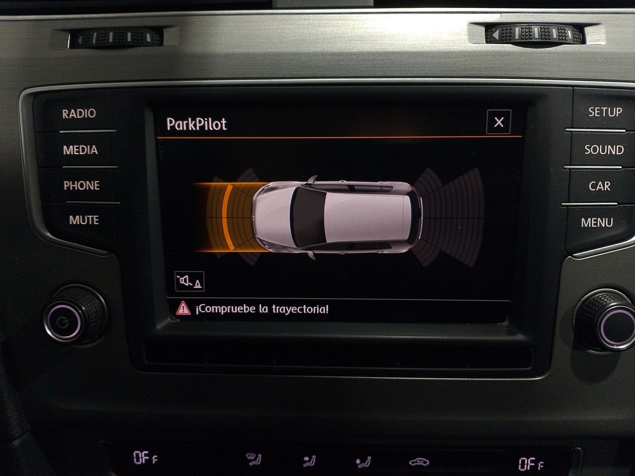 Volkswagen Golf Advance BlueMotion Tech. - foto 15