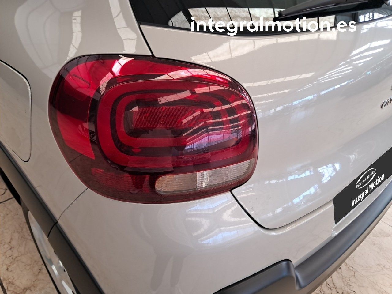 Citroën C3 BlueHDi 75KW (100CV) S&S Live Pack - foto 26