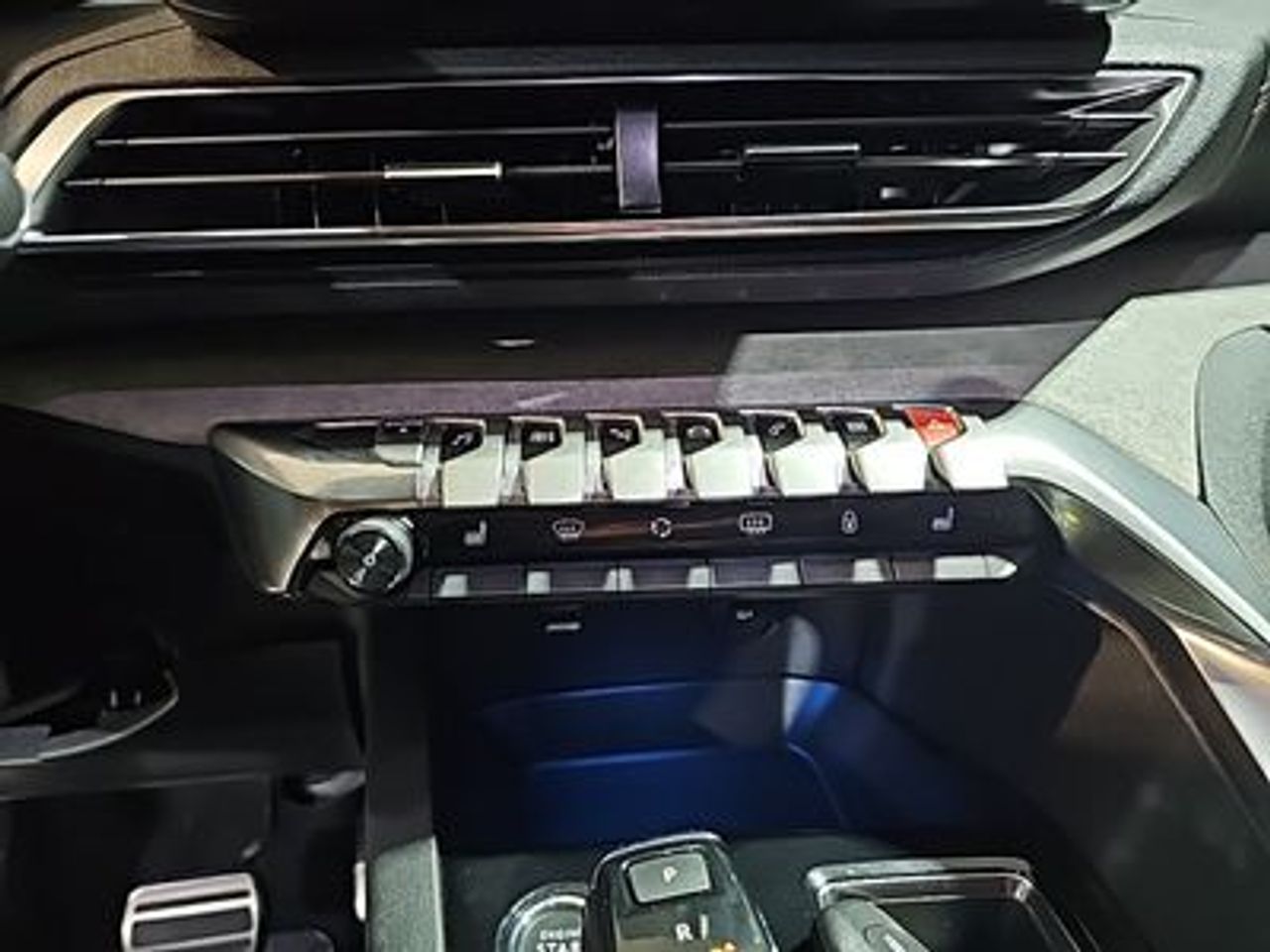 Peugeot 3008 Hybrid 225 e-EAT8 GT - foto 16