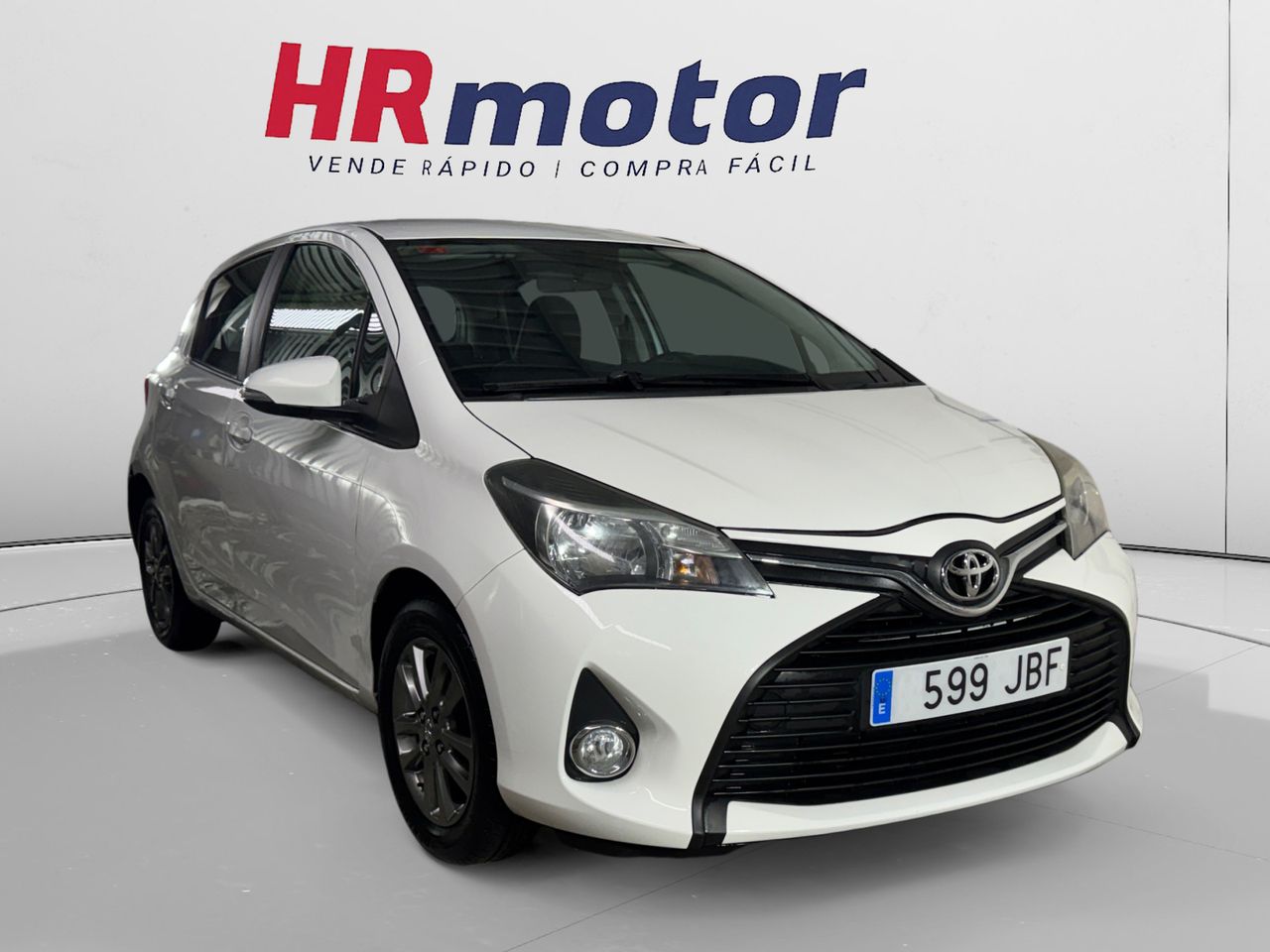Toyota Yaris Live