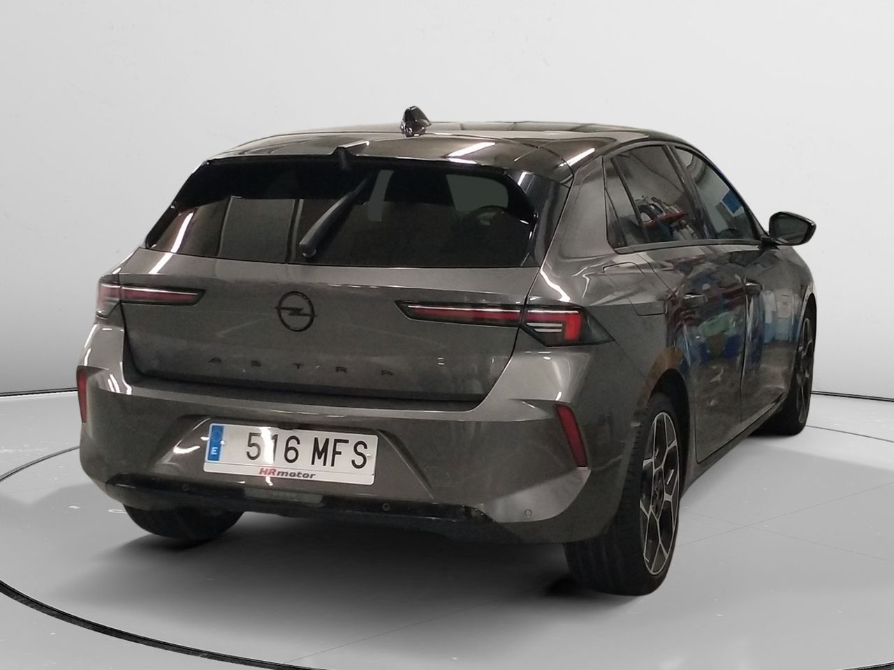 Opel Astra GS Line - foto 2