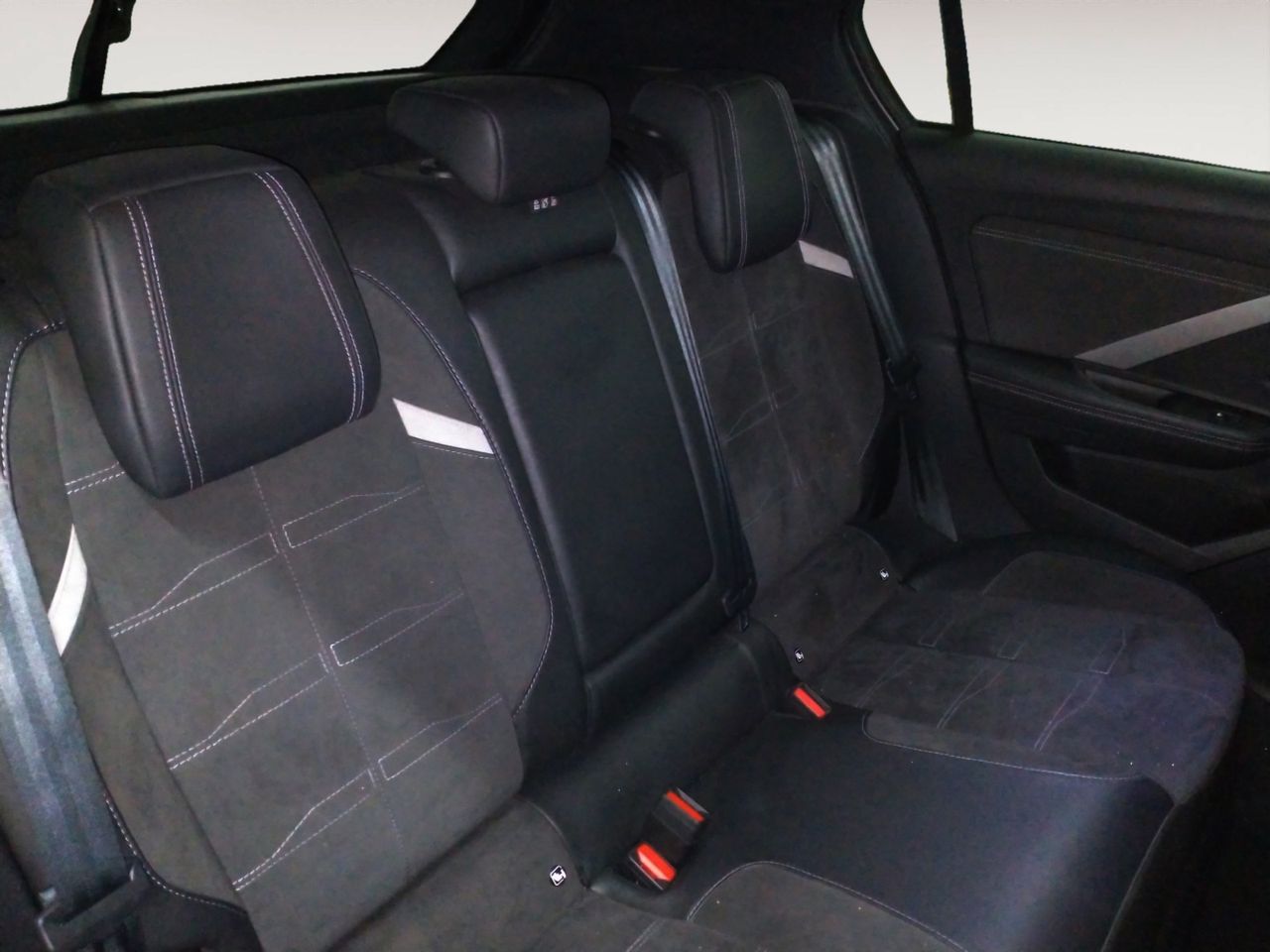 Opel Astra GS Line - foto 9