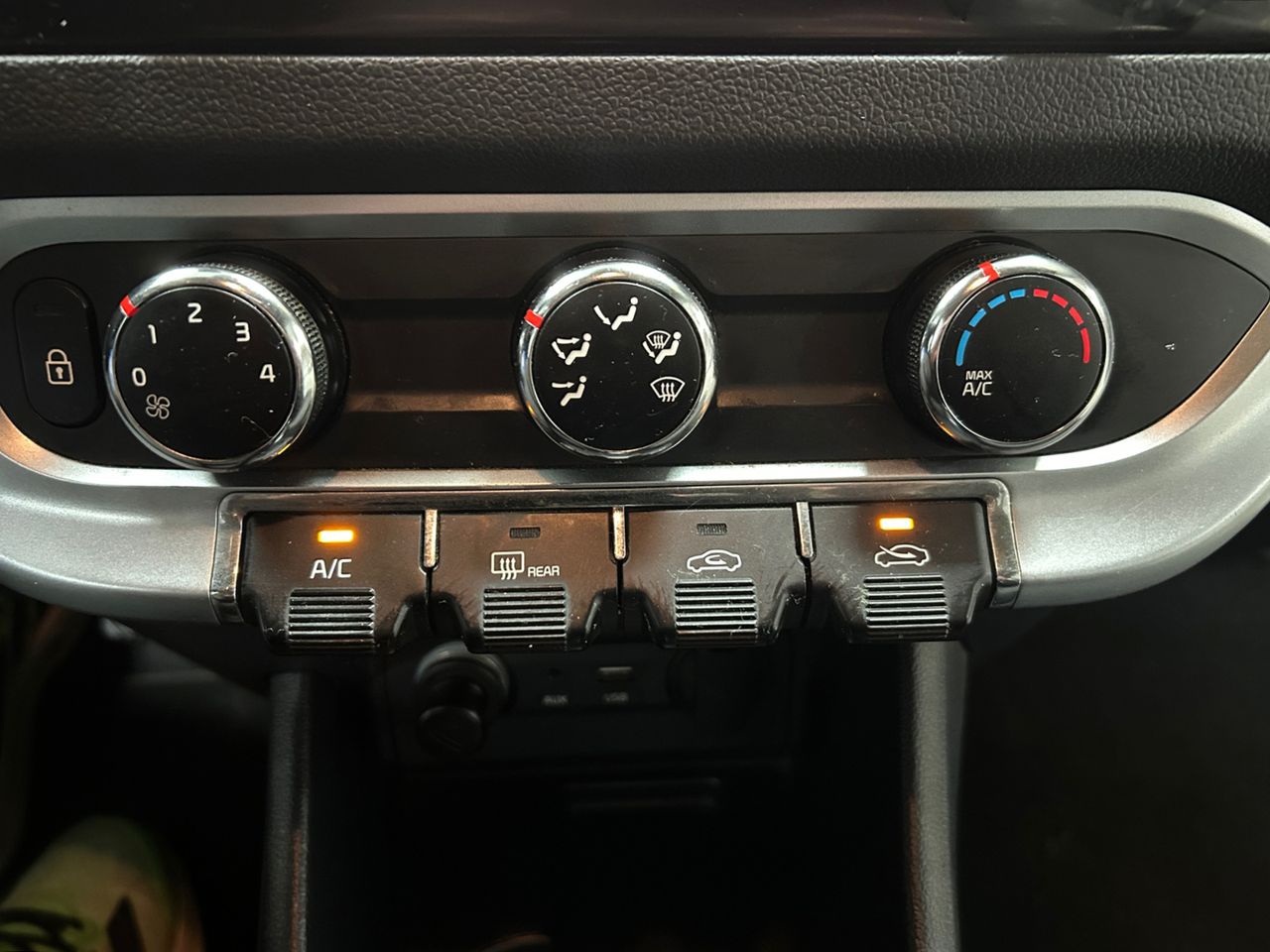 Kia Rio Concept - foto 18