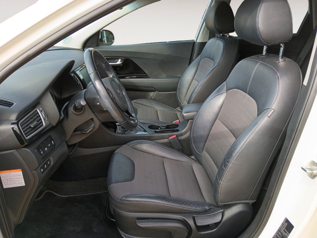 Kia Niro Emotion PHEV - foto 8