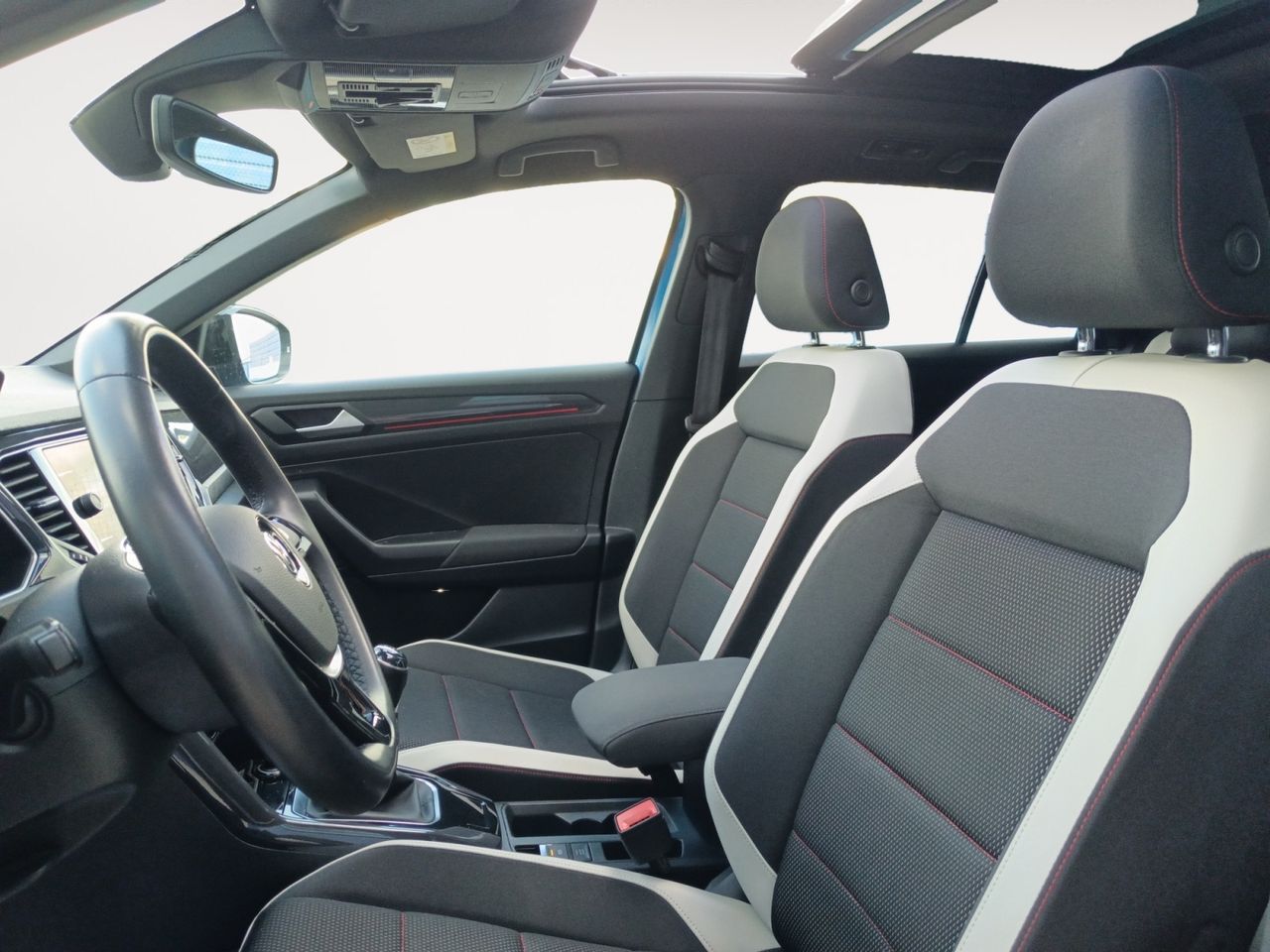 Volkswagen T-Roc Sport - foto 8