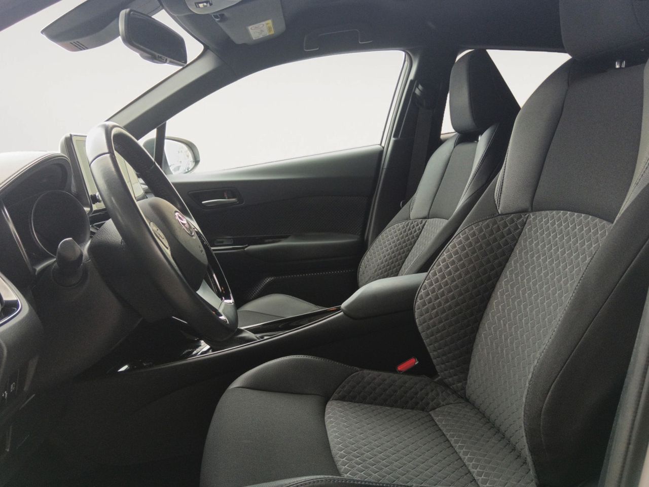 Toyota C-HR Hybrid Advance - foto 8