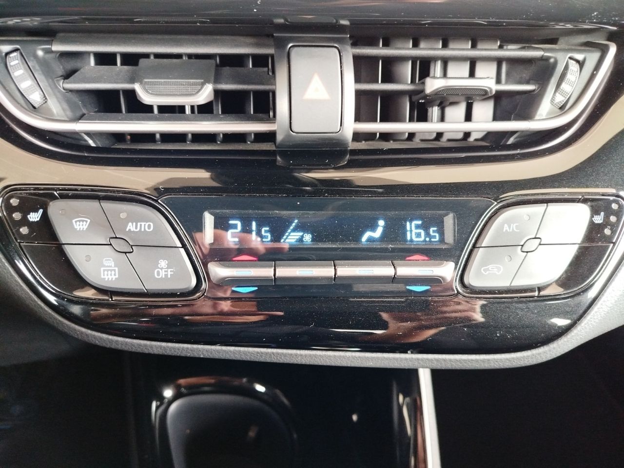 Toyota C-HR Hybrid Dynamic Plus - foto 20