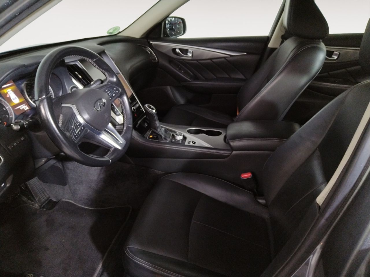 Infiniti Q50 Premium - foto 11