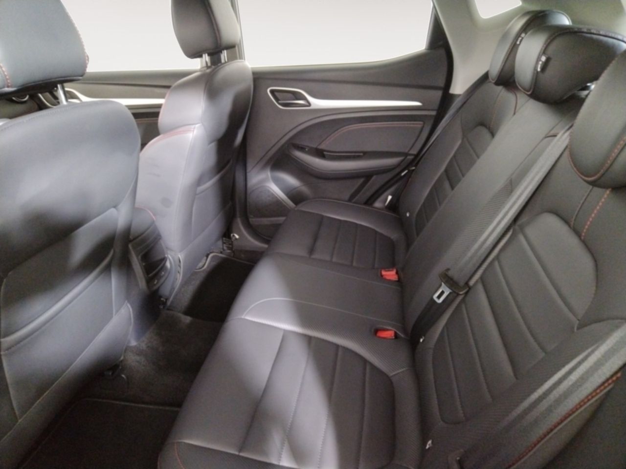 MG ZS Luxury - foto 9