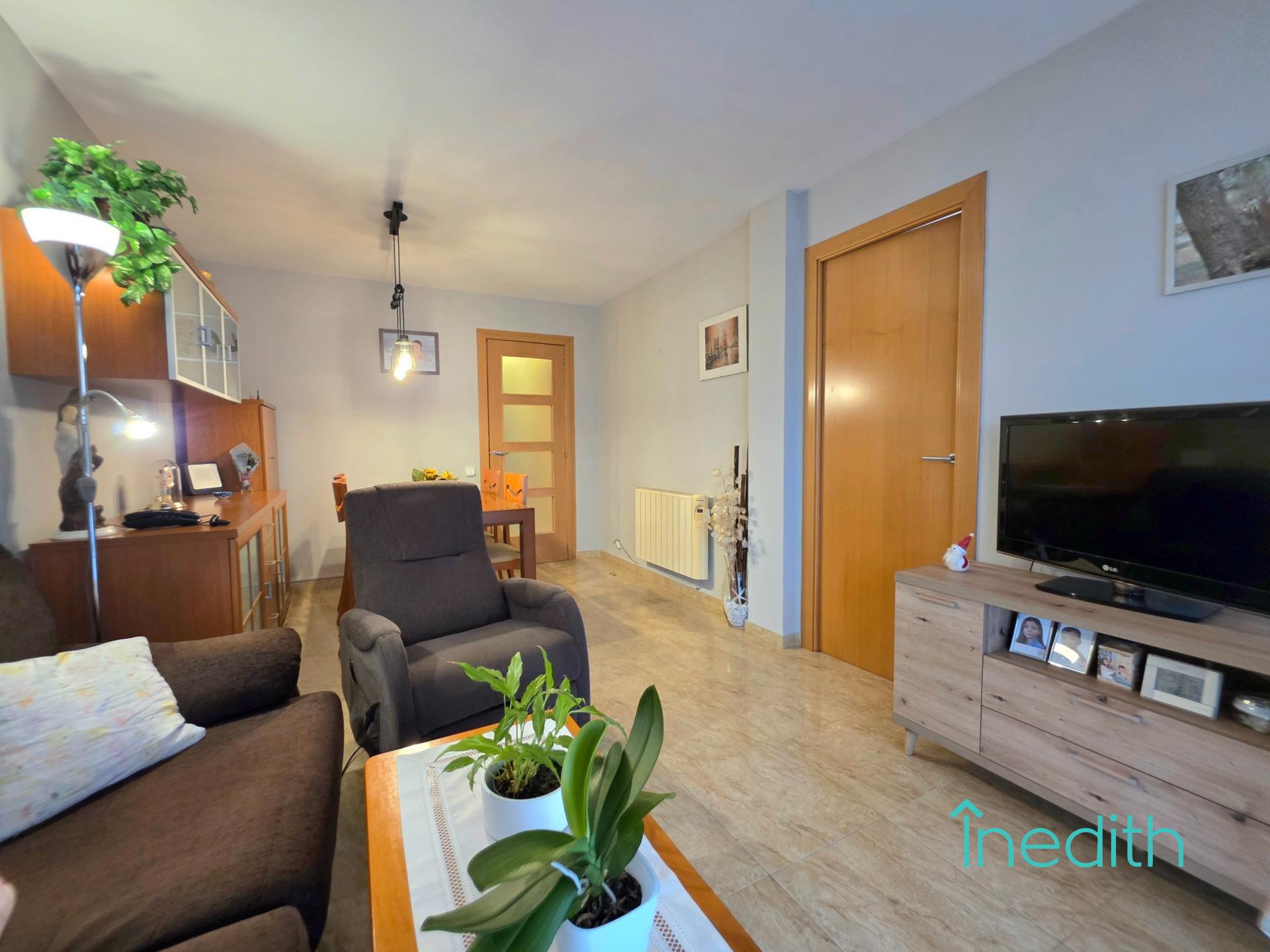 Piso de 4 habitaciones con ascensor en Barri de Mar Vilanova - foto 10