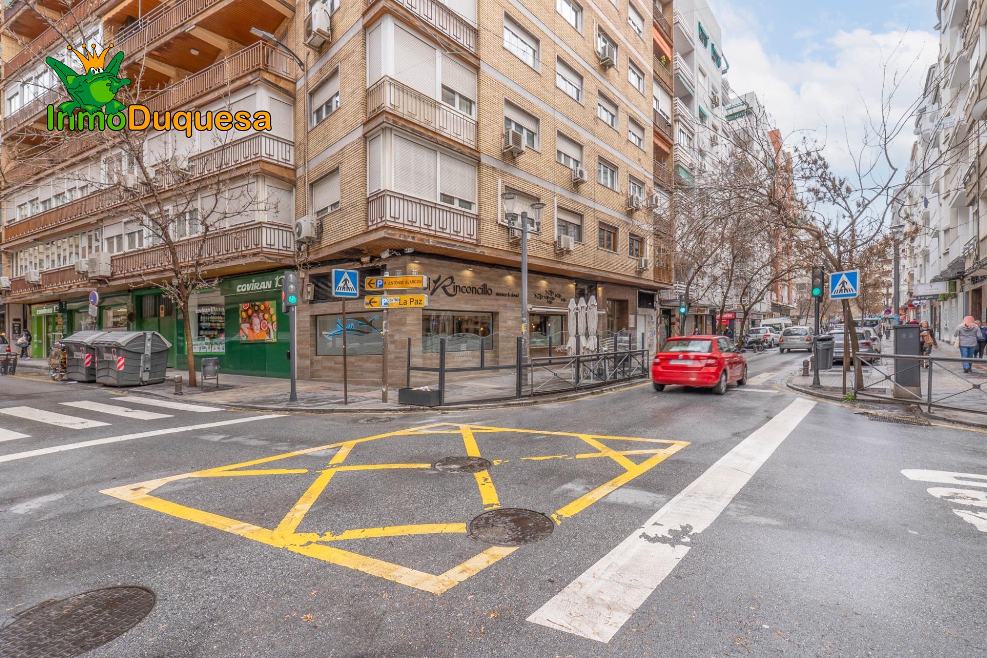 Piso de 4 Dorm. en Pedro Antonio de Alarcón. Con plaza de ap - foto 8